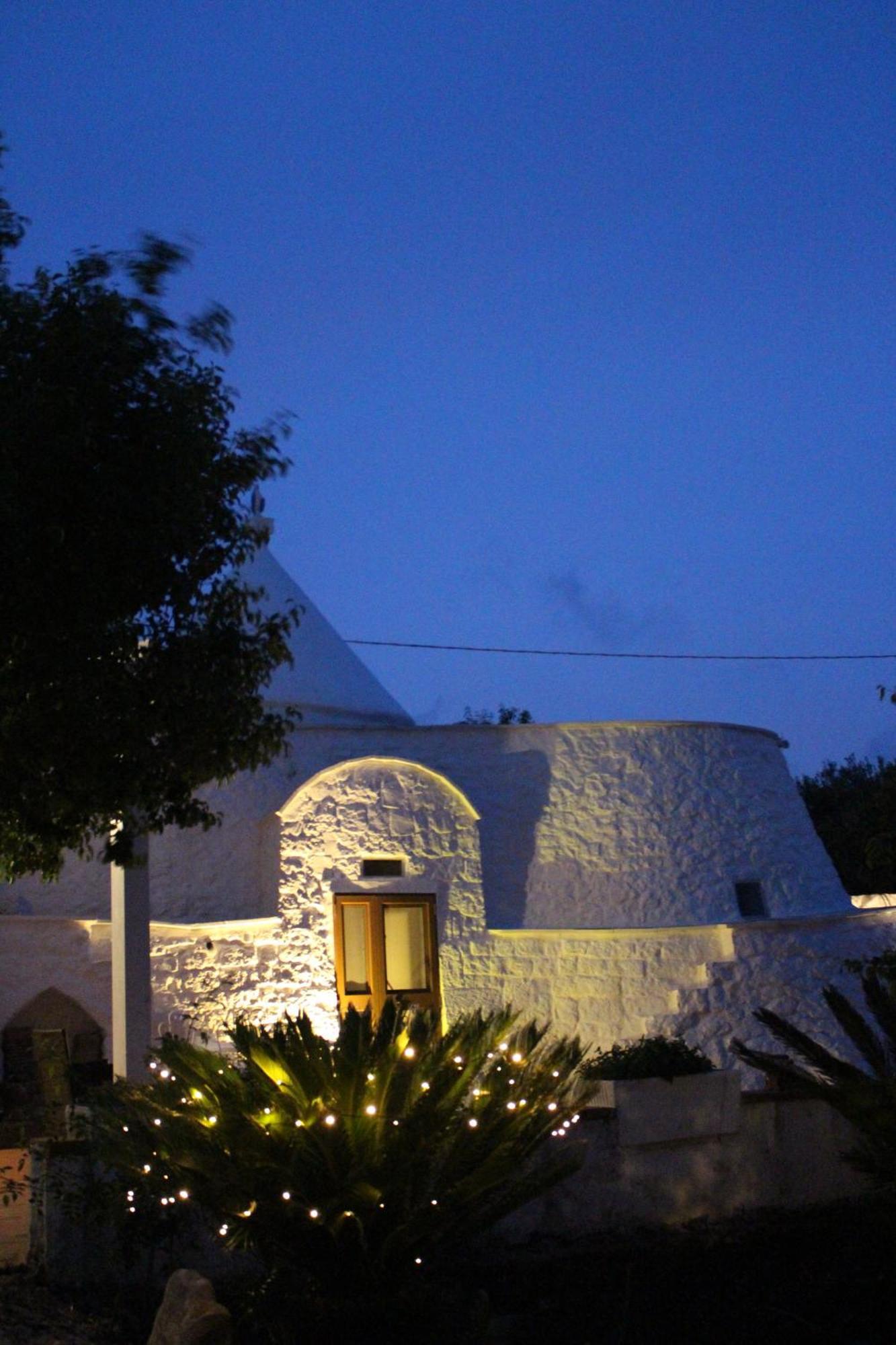 Gasthaus Trullo Il Melograno Ostuni Exterior foto