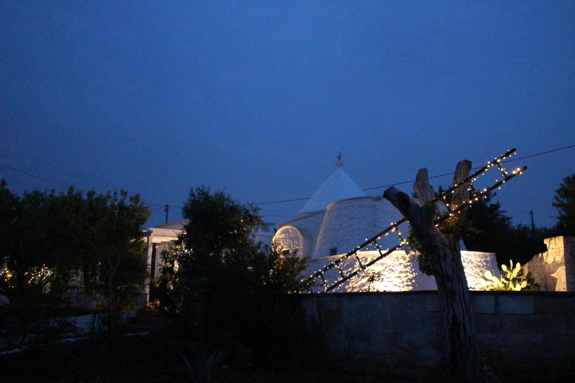 Gasthaus Trullo Il Melograno Ostuni Exterior foto