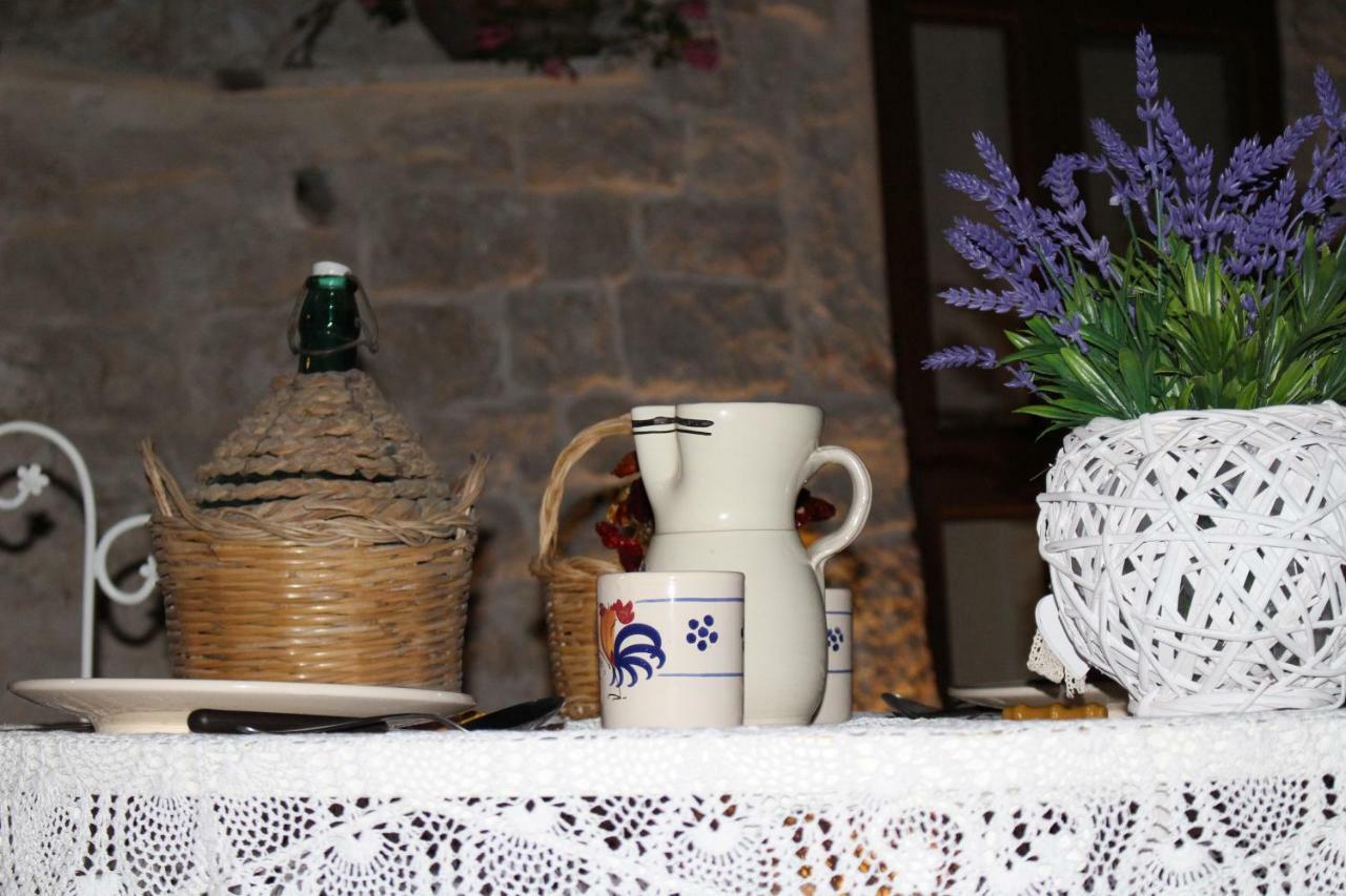 Gasthaus Trullo Il Melograno Ostuni Exterior foto